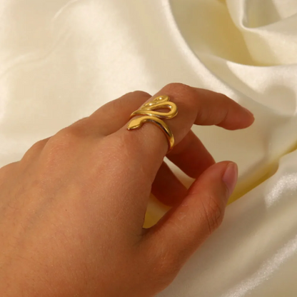 Elegant Gold Snake-Shaped Adjustable Ring
